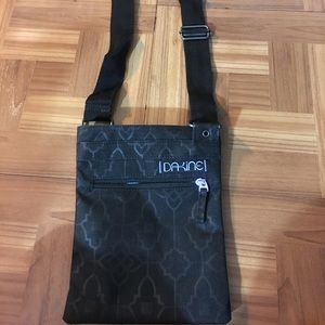 Dakine crossbody bag